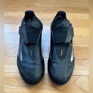 Adidas F50 Club Black Velcro Cleats Size 4.5